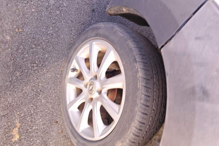 Used Dongfeng Aeolus H30 2014 CROSS 1.5L Manual Gratitude Edition Right Rear Wheel Hub