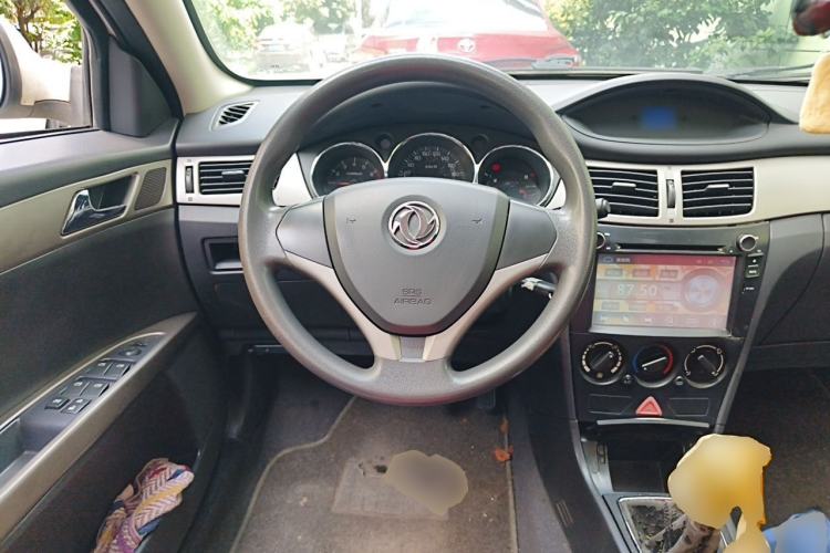 Used Dongfeng Aeolus H30 2014 CROSS 1.5L Manual Smart Drive Luxury Model Steering Wheel