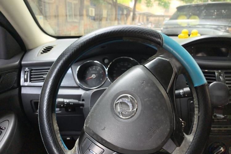 Used Dongfeng Aeolus H30 2014 CROSS 1.5L Automatic Luxury Model Steering Wheel
