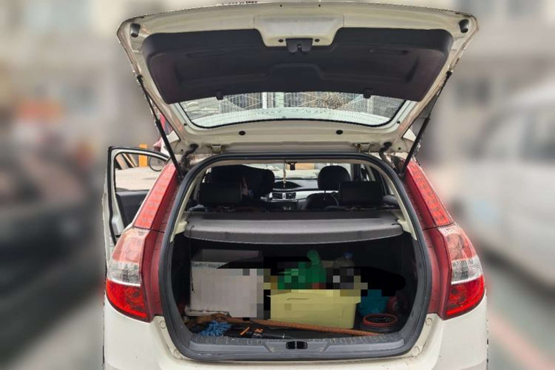 Used Dongfeng Aeolus H30 2014 CROSS 1.5L Manual Gratitude Edition Trunk