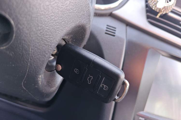 Used Dongfeng Aeolus H30 2014 CROSS 1.5L Manual Gratitude Edition Vehicle Key