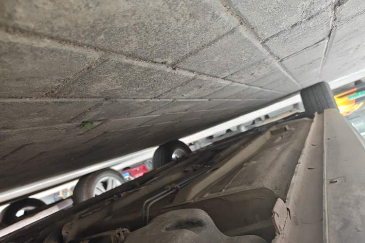 Used Dongfeng Aeolus H30 2014 CROSS 1.6L Manual Zunyi Model Chassis Rear Left