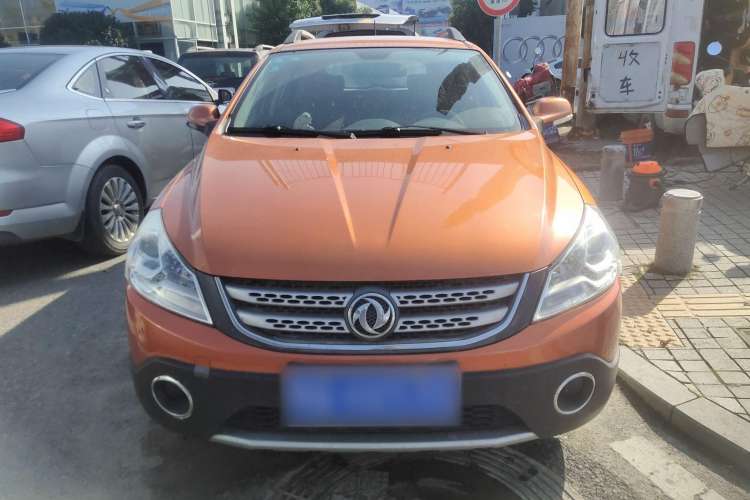 Used Dongfeng Aeolus H30 2014 CROSS 1.5L Manual Gratitude Edition Exterior 1