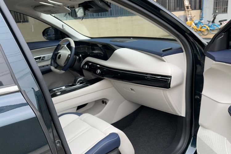 Used Dongfeng Aeolus Huge 2022 Mach Power 1.5T Dare-to-Love Edition Right Front Seat