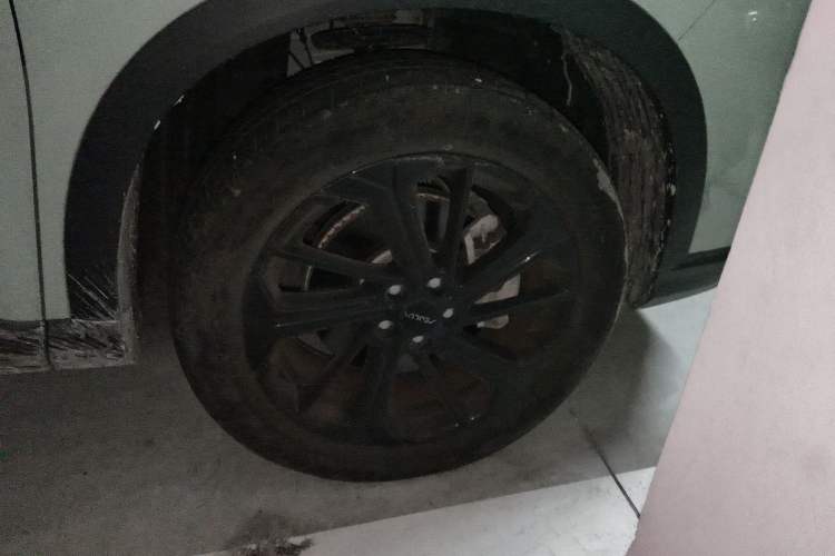 Used Dongfeng Aeolus Huge 2022 Mach Power 1.5T Dare-to-Drive Edition · Enjoyably悦 Right Front Wheel Hub