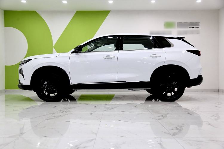 Used Dongfeng Aeolus Huge 2025 Mach Power 1.5T Luxury Version Exterior 3