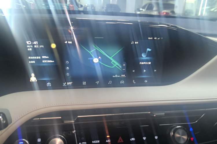 Used Dongfeng Aeolus Huge 2022 Mach Dual-Motor 1.5T MHD Dare-to-Dream Edition Audio And AC Panel
