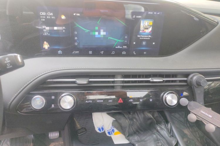 Used Dongfeng Aeolus Huge 2022 Mach Power 1.5T Dare-to-Love Edition Audio And AC Panel