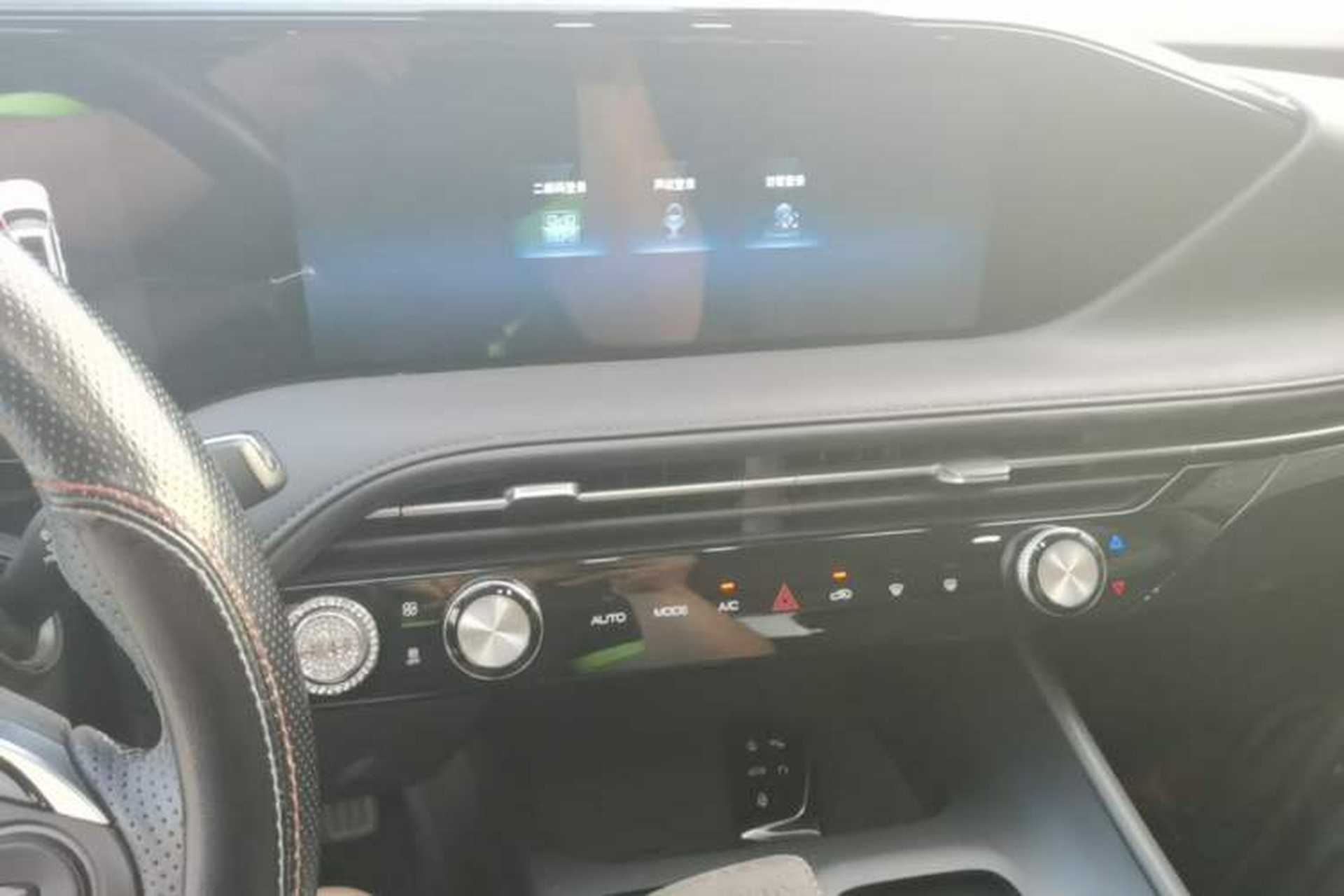 Used Dongfeng Aeolus Huge 2022 Mach Dual-Motor 1.5T MHD Dare-to-Dream Edition Audio And AC Panel
