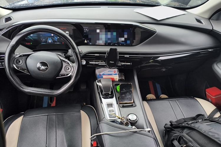 Used Dongfeng Aeolus Huge 2022 Mach Power 1.5T DareDrive Edition · Smart Center Console