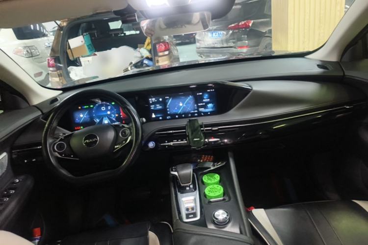 Used Dongfeng Aeolus Huge 2022 Mach Power 1.5T DareDrive Edition · Smart Center Console