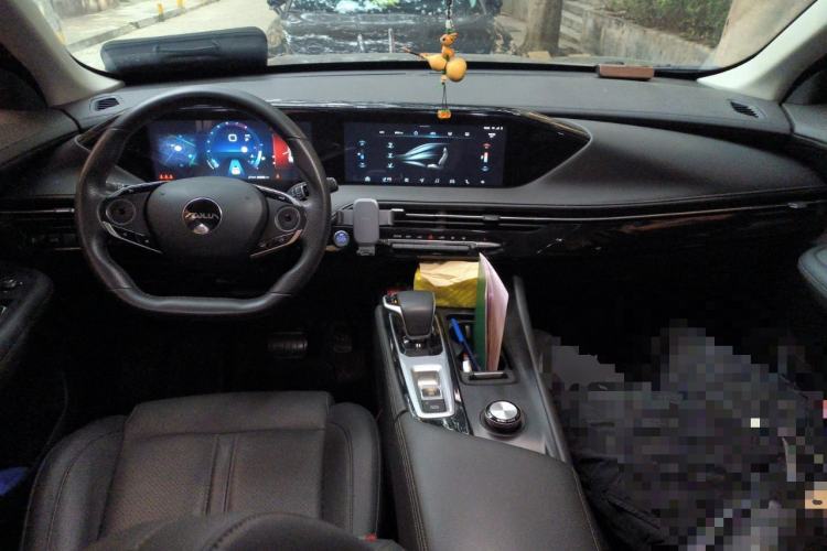 Used Dongfeng Aeolus Huge 2022 Mach Power 1.5T DareDrive Edition · Smart Center Console