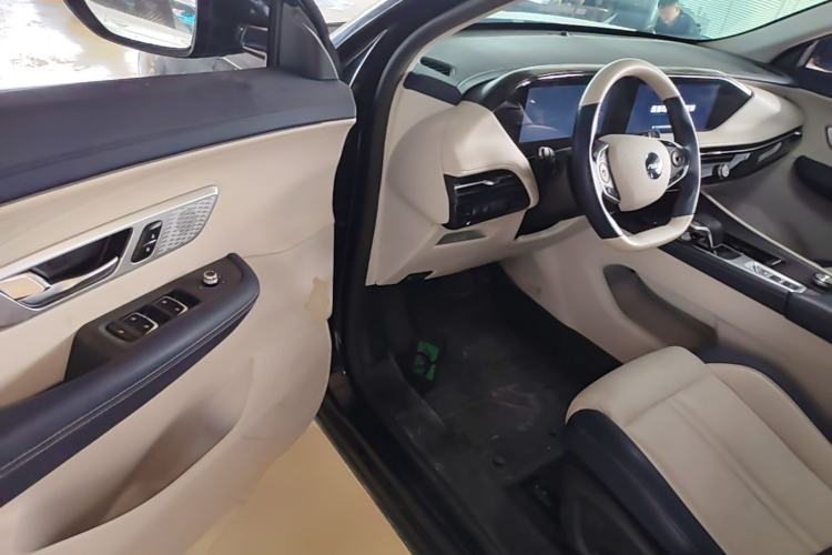 Used Dongfeng Aeolus Huge 2022 Mach Dual-Motor 1.5T MHD Dare-to-Dream Edition Driver Seat