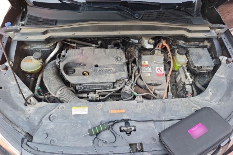 Used Dongfeng Aeolus Huge 2022 Mach Dual-Motor 1.5T MHD Dare-to-Dream Edition Engine Bay