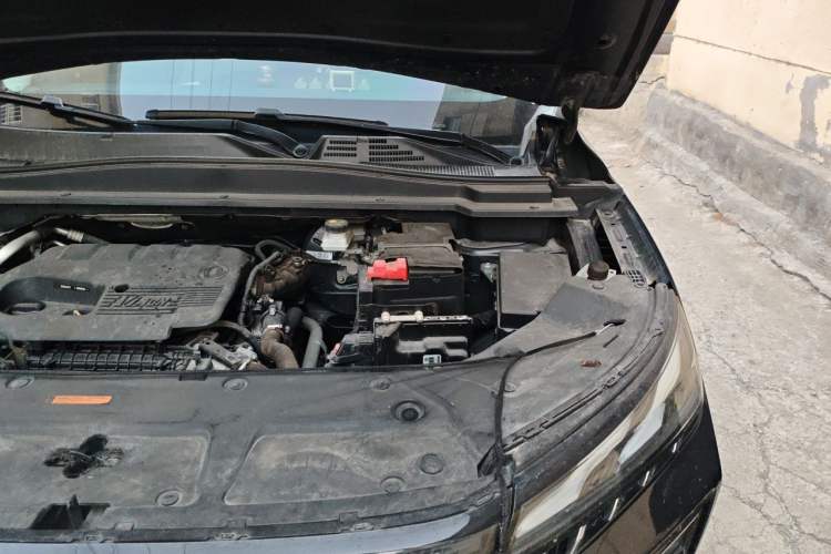 Used Dongfeng Aeolus Huge 2022 Mach Power 1.5T DareDrive Edition · Smart Engine Bay Left