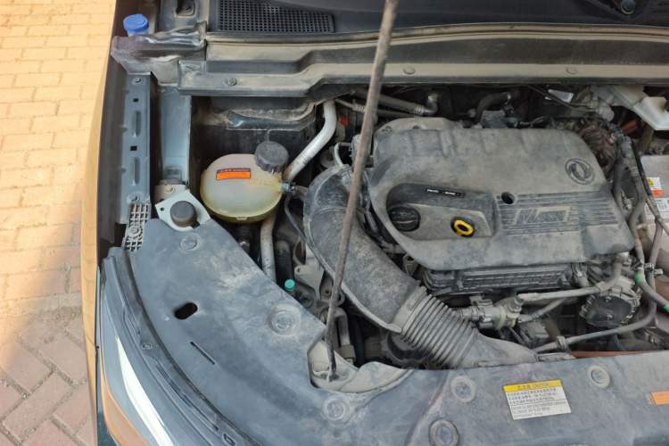 Used Dongfeng Aeolus Huge 2022 Mach Dual-Motor 1.5T MHD Dare-to-Dream Edition Engine Bay Right