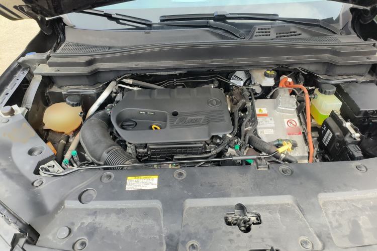 Used Dongfeng Aeolus Huge 2022 Mach Dual-Motor 1.5T MHD Dare-to-Dream Edition Engine Bay