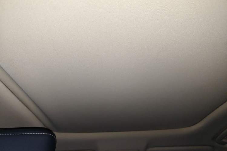 Used Dongfeng Aeolus Huge 2022 Mach Power 1.5T DareDrive Edition · Smart Headliner