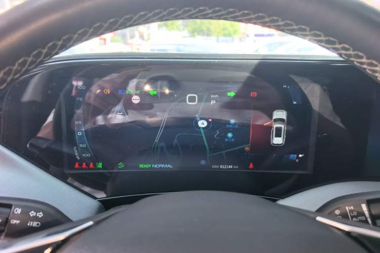 Used Dongfeng Aeolus Huge 2022 Mach Dual-Motor 1.5T MHD Dare-to-Dream Edition Instrument Cluster