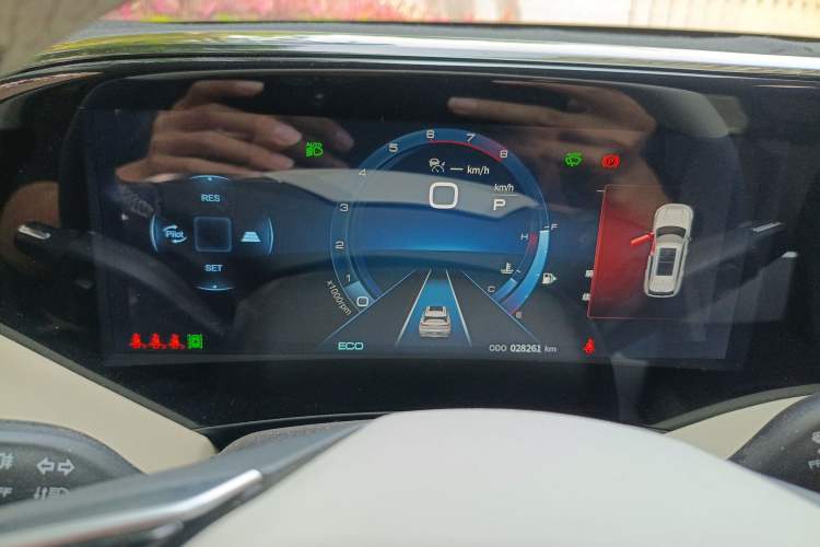 Used Dongfeng Aeolus Huge 2022 Mach Power 1.5T DareDrive Edition · Smart Instrument Cluster