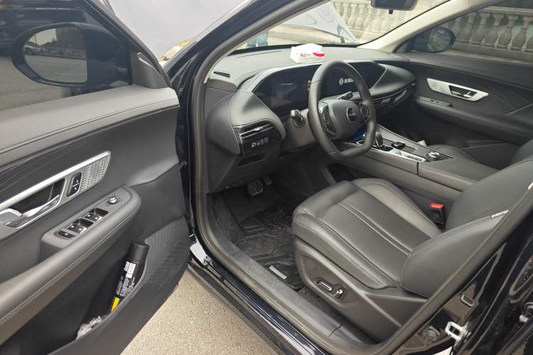 Used Dongfeng Aeolus Huge 2022 Mach Power 1.5T DareDrive Edition · Smart Interior 3