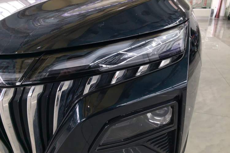 Used Dongfeng Aeolus Huge 2022 Mach Power 1.5T DareDrive Edition · Smart Left Front Headlight