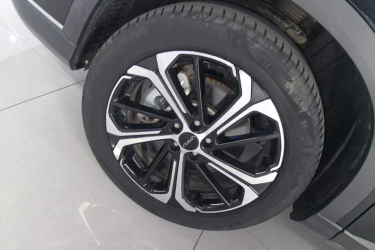 Used Dongfeng Aeolus Huge 2022 Mach Dual-Motor 1.5T MHD Dare-to-Dream Edition Left Front Wheel Hub