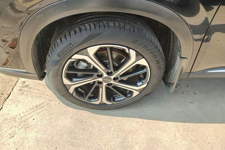 Used Dongfeng Aeolus Huge 2022 Mach Dual-Motor 1.5T MHD Dare-to-Dream Edition Left Front Wheel Hub