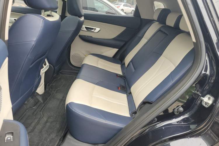 Used Dongfeng Aeolus Huge 2022 Mach Dual-Motor 1.5T MHD Dare-to-Dream Edition Left Rear Seat