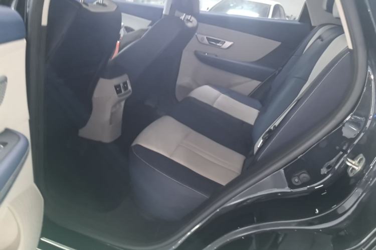 Used Dongfeng Aeolus Huge 2022 Mach Dual-Motor 1.5T MHD Dare-to-Dream Edition Left Rear Seat