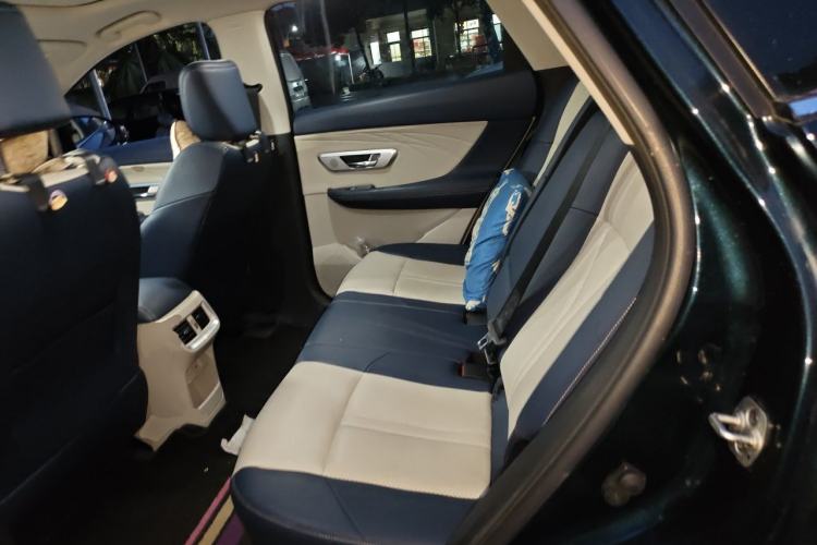Used Dongfeng Aeolus Huge 2022 Mach Power 1.5T DareDrive Edition · Smart Left Rear Seat