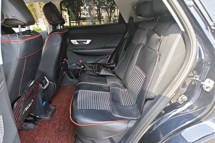 Used Dongfeng Aeolus Huge 2022 Mach Power 1.5T DareDrive Edition · Smart Left Rear Seat