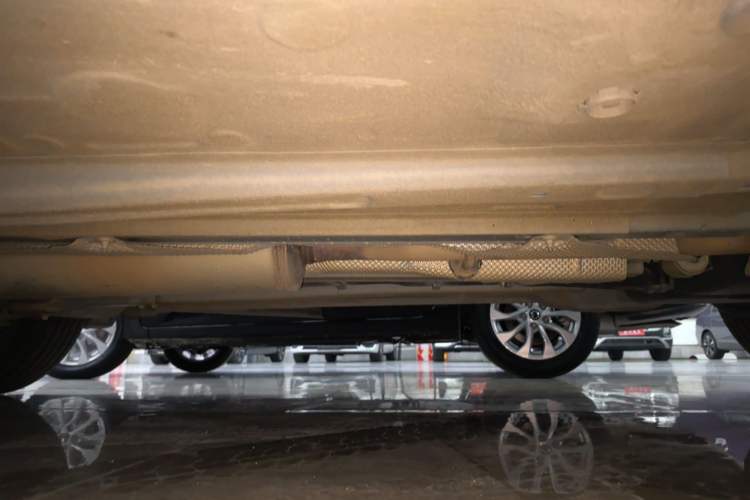 Used Dongfeng Aeolus Huge 2022 Mach Power 1.5T DareDrive Edition · Smart Left Side Sill
