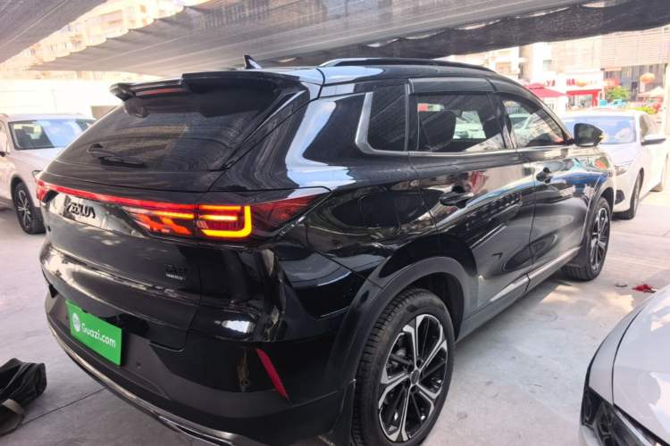 Used Dongfeng Aeolus Huge 2022 Mach Dual-Motor 1.5T MHD Dare-to-Dream Edition Rear Right 45 Deg