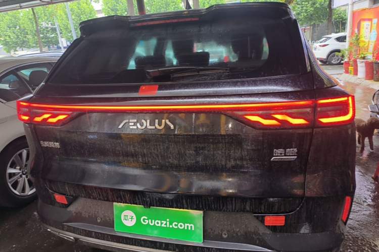Used Dongfeng Aeolus Huge 2022 Mach Dual-Motor 1.5T MHD Dare-to-Dream Edition Rear