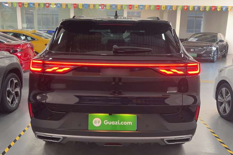 Used Dongfeng Aeolus Huge 2022 Mach Dual-Motor 1.5T MHD Dare-to-Dream Edition Rear