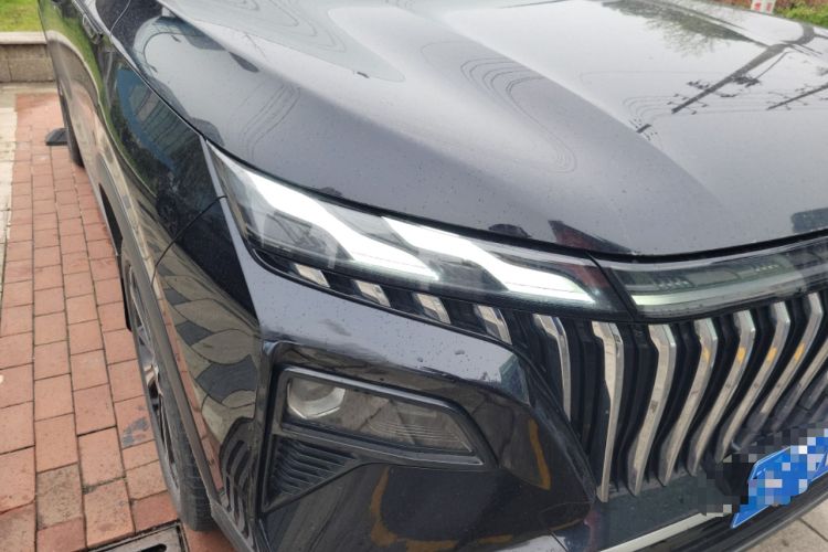 Used Dongfeng Aeolus Huge 2022 Mach Dual-Motor 1.5T MHD Dare-to-Dream Edition Right Front Headlight