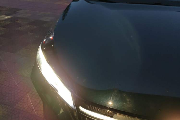 Used Dongfeng Aeolus Huge 2022 Mach Power 1.5T DareDrive Edition · Smart Right Front Headlight