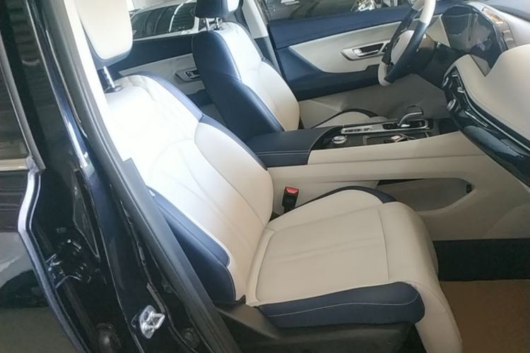 Used Dongfeng Aeolus Huge 2022 Mach Power 1.5T Dare-Enjoy Edition · Smart Right Front Seat
