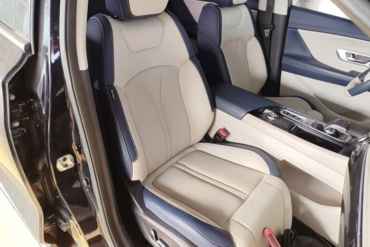 Used Dongfeng Aeolus Huge 2022 Mach Dual-Motor 1.5T MHD Dare-to-Dream Edition Right Front Seat