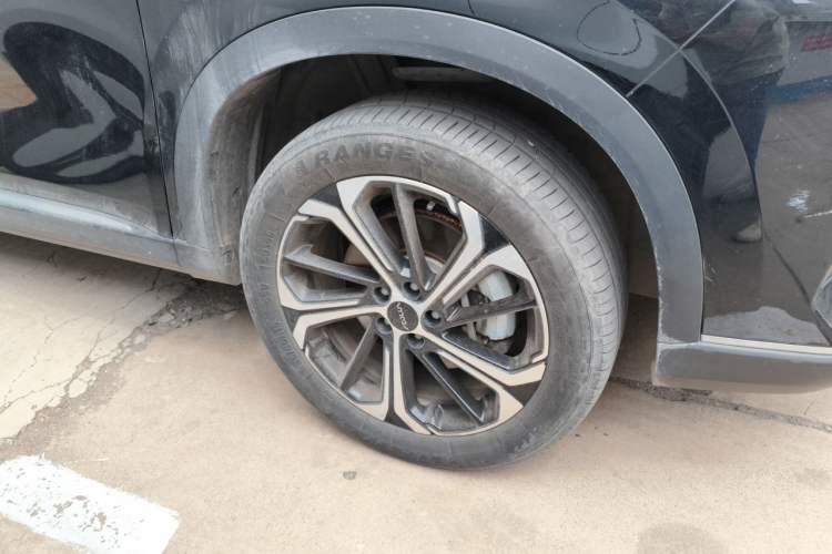 Used Dongfeng Aeolus Huge 2022 Mach Power 1.5T Dare-Enjoy Edition · Smart Right Front Wheel Hub