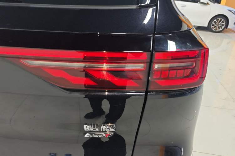 Used Dongfeng Aeolus Huge 2022 Mach Power 1.5T Dare-Enjoy Edition · Smart Right Rear Taillight