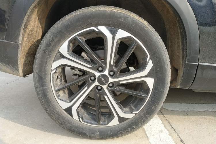 Used Dongfeng Aeolus Huge 2022 Mach Power 1.5T DareDrive Edition · Smart Right Rear Wheel Hub