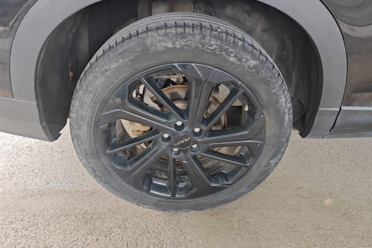 Used Dongfeng Aeolus Huge 2022 Mach Dual-Motor 1.5T MHD Dare-to-Dream Edition Right Rear Wheel Hub