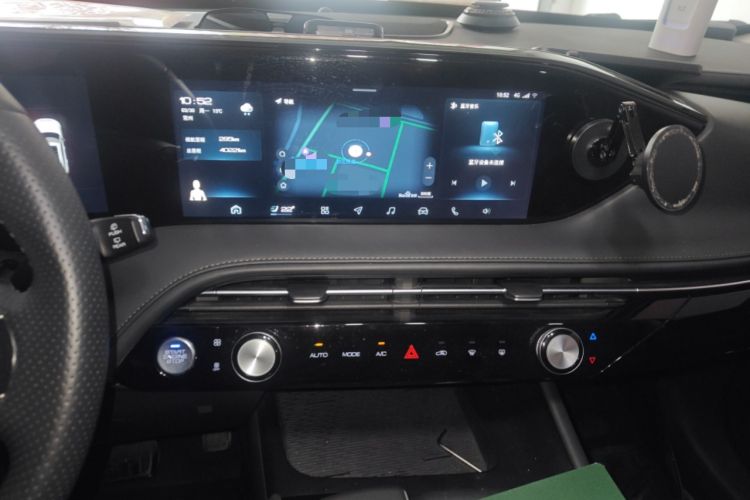 Used Dongfeng Aeolus Huge 2022 Mach Power 1.5T Dare-to-Love Edition Audio And AC Panel