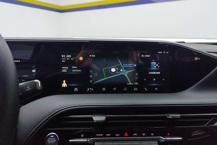Used Dongfeng Aeolus Huge 2022 Mach Power 1.5T DareDrive Edition · Smart Audio And AC Panel