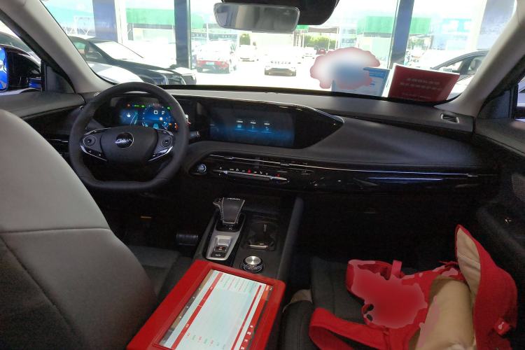 Used Dongfeng Aeolus Huge 2022 Mach Power 1.5T DareDrive Edition · Smart Center Console