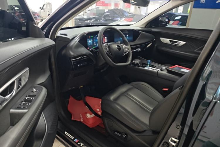 Used Dongfeng Aeolus Huge 2022 Mach Dual-Motor 1.5T MHD Dare-to-Dream Edition Driver Seat
