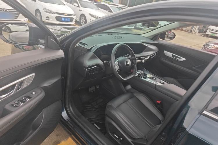 Used Dongfeng Aeolus Huge 2022 Mach Dual-Motor 1.5T MHD Dare-to-Dream Edition Driver Seat