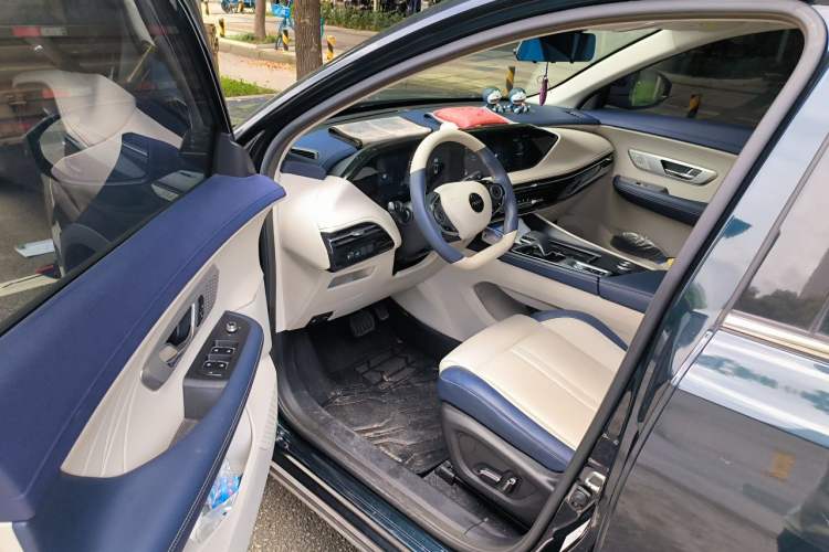 Used Dongfeng Aeolus Huge 2022 Mach Power 1.5T Dare-to-Drive Edition · Enjoyably悦 Driver Seat